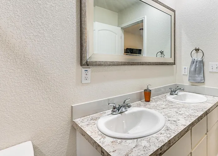 Urban Oasis * Killeen